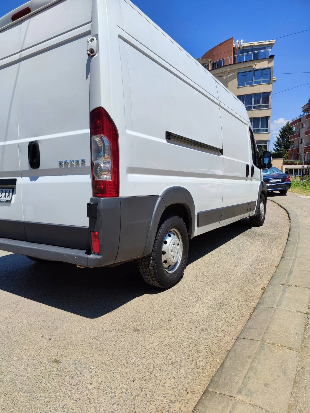 Peugeot Boxer 2.2HDI  - изображение 7