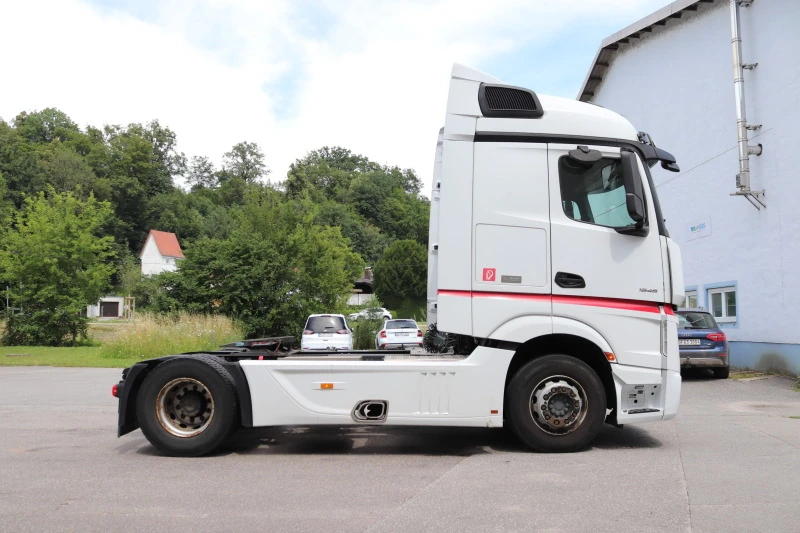 Mercedes-Benz Actros 1846 Champion Edition, снимка 3 - Камиони - 46377782