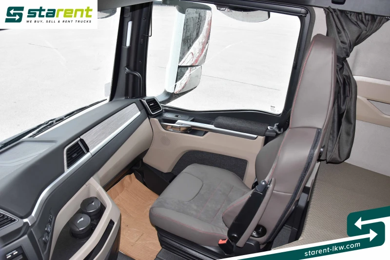 Man Tgx SZM25101, снимка 17 - Камиони - 52052548