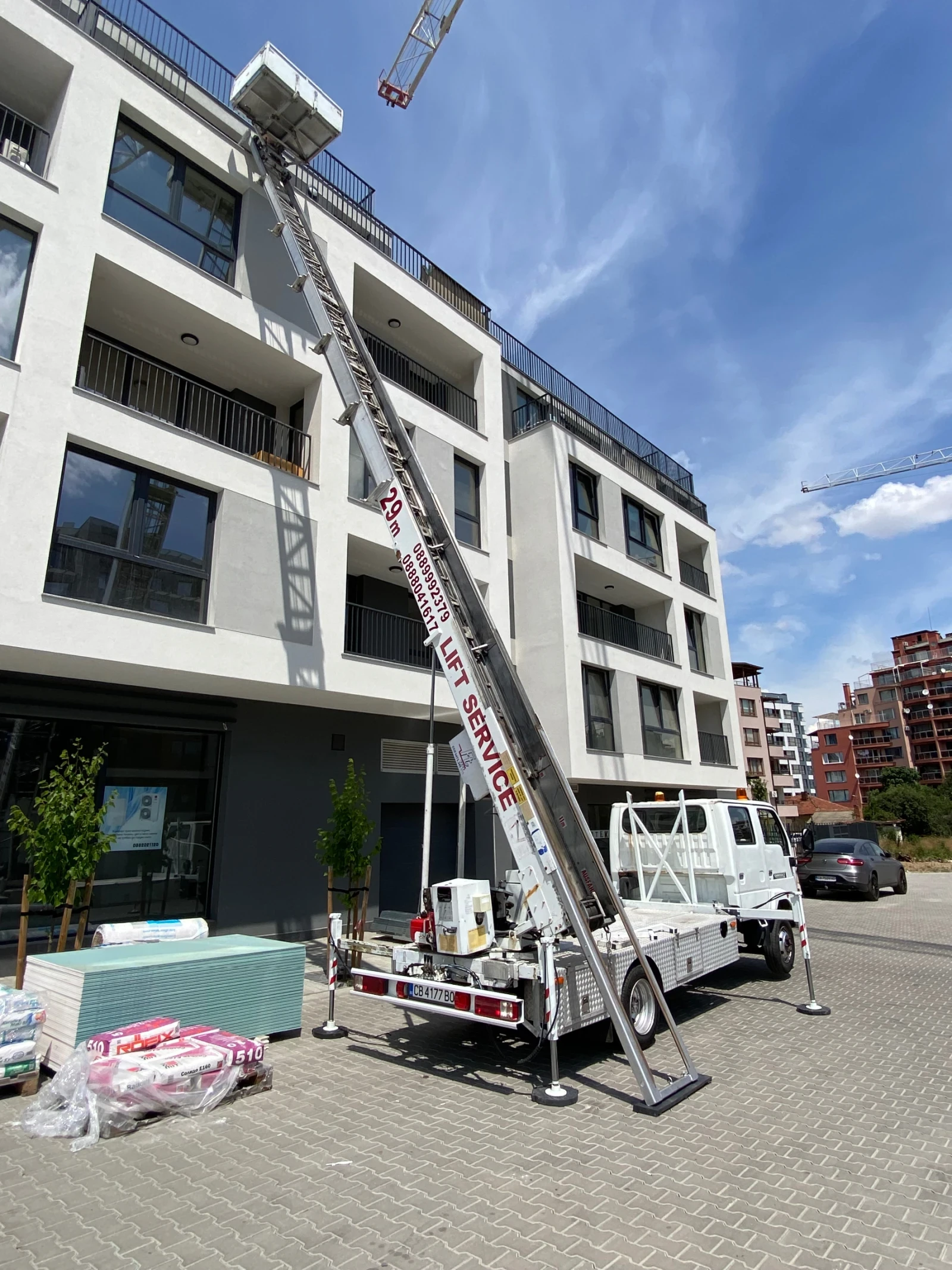 Автовишка Друга марка Мобилен асансьор - изображение 4