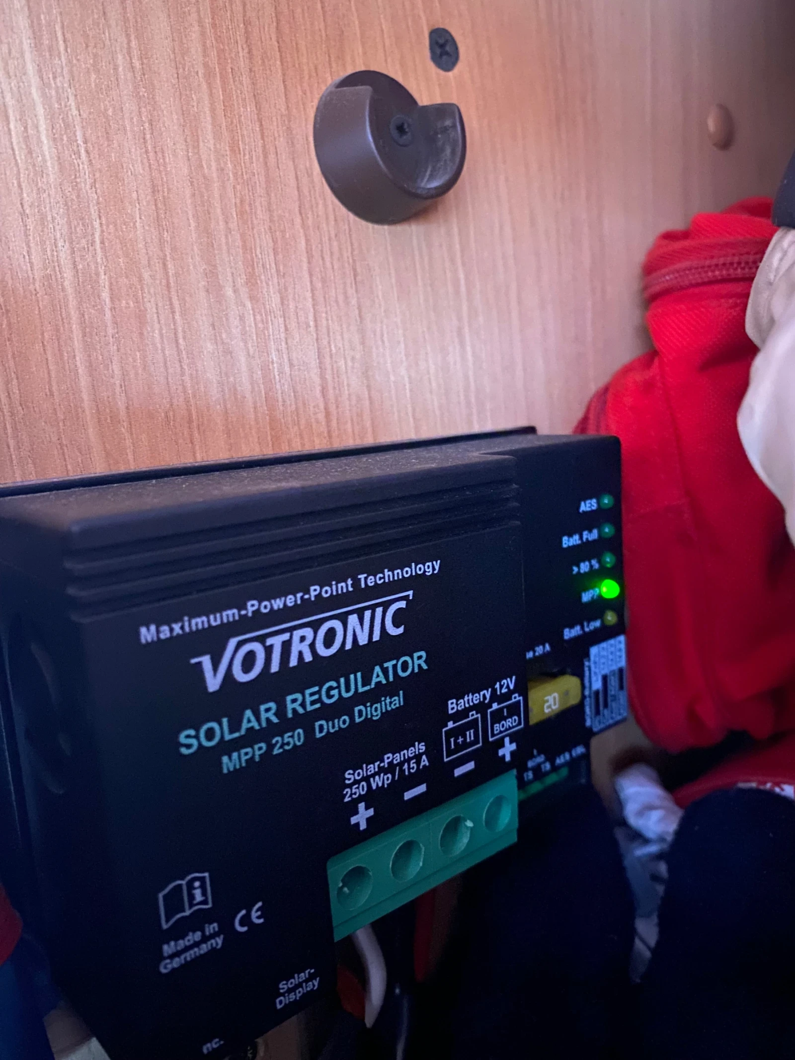 Каравана TEC TE390K, снимка 15 - Каравани и кемпери - 55334234
