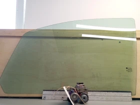 Стъкло предно ляво Опел Зафира 1.9д