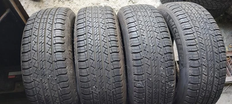 Гуми Всесезонни 205/65R15, снимка 1 - Гуми и джанти - 35136227