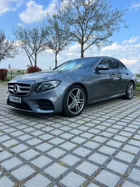 Mercedes-Benz E 220 AMG, снимка 2
