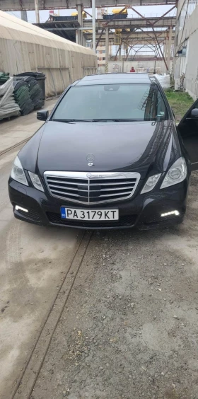 Mercedes-Benz E 350 4Матик, снимка 2