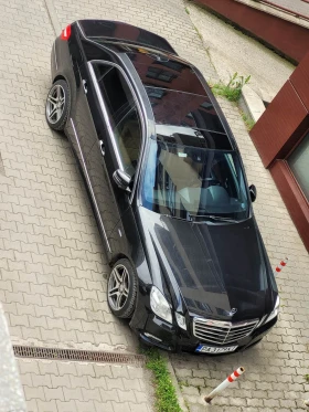 Mercedes-Benz E 350 4Матик, снимка 1