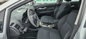 Toyota Auris 1.8 HYBRID SWISS , снимка 7