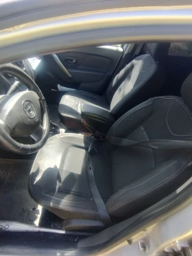 Dacia Sandero 1.2 LPG - 4999 € / 9777.19 лв. - 95358381 6