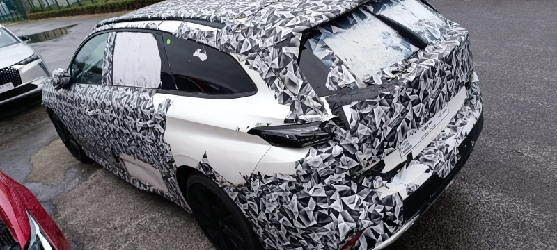 Peugeot 308 1.6THP/1.5HDi , снимка 15 - Автомобили и джипове - 48320340