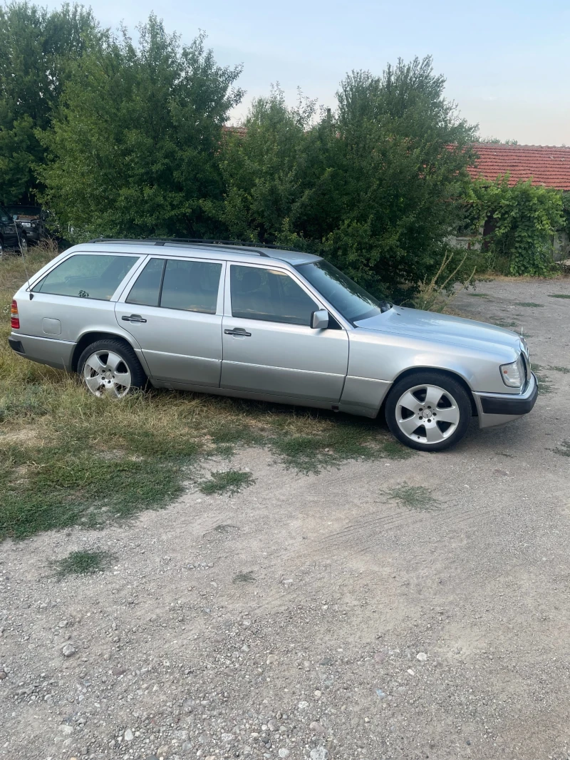 Mercedes-Benz 124, снимка 1 - Автомобили и джипове - 47015444