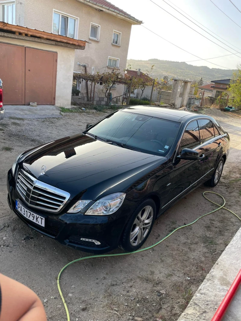 Mercedes-Benz E 350 4Матик, снимка 17 - Автомобили и джипове - 47200505