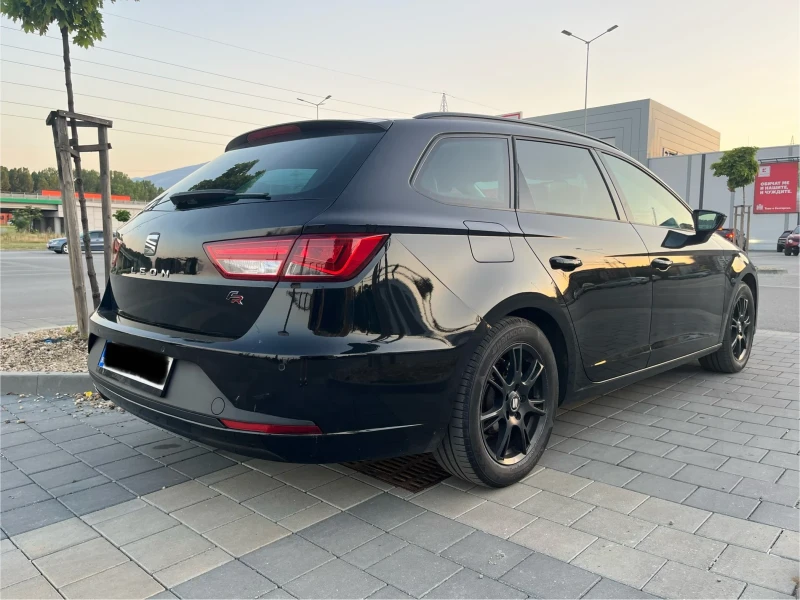 Seat Leon 2.0TDI FR, снимка 4 - Автомобили и джипове - 47341125