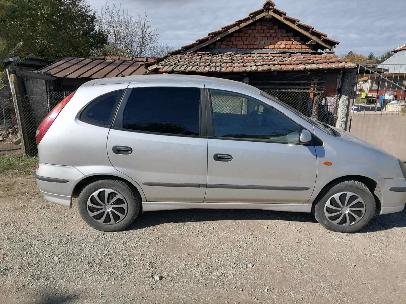 Nissan Almera tino, снимка 5 - Автомобили и джипове - 48523548