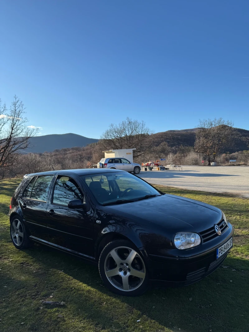 VW Golf, снимка 1 - Автомобили и джипове - 48548451