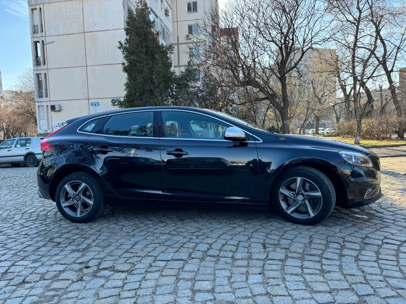 Volvo V40 R-design , снимка 1 - Автомобили и джипове - 48556589