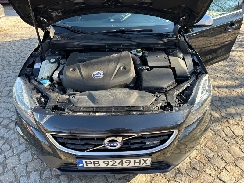 Volvo V40 R-design , снимка 16 - Автомобили и джипове - 48556589