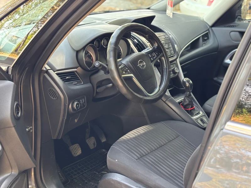 Opel Zafira Tourer, снимка 11 - Автомобили и джипове - 52761416