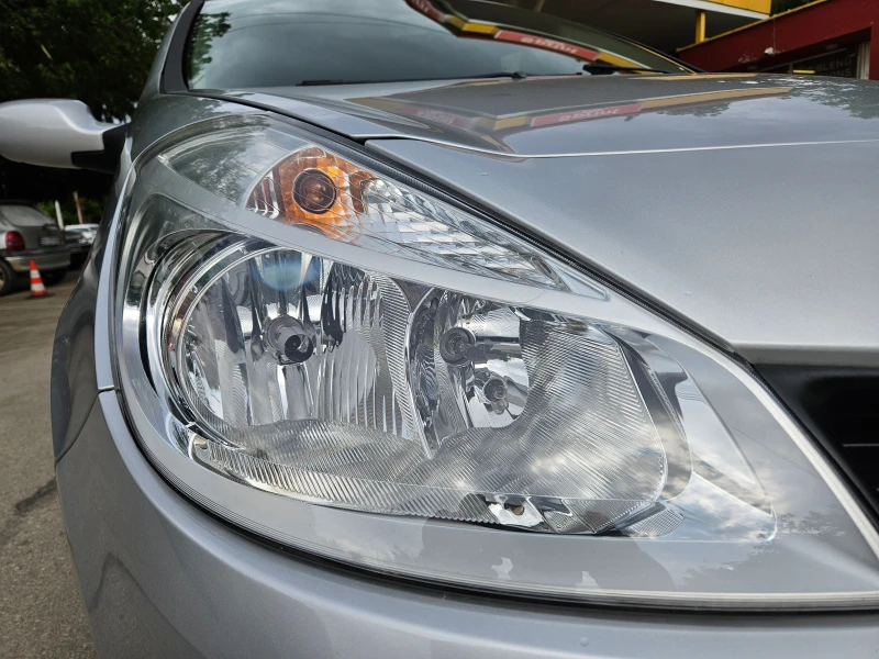 Renault Clio 1.2, 75k.с., 169х.км.!, снимка 15 - Автомобили и джипове - 50969059