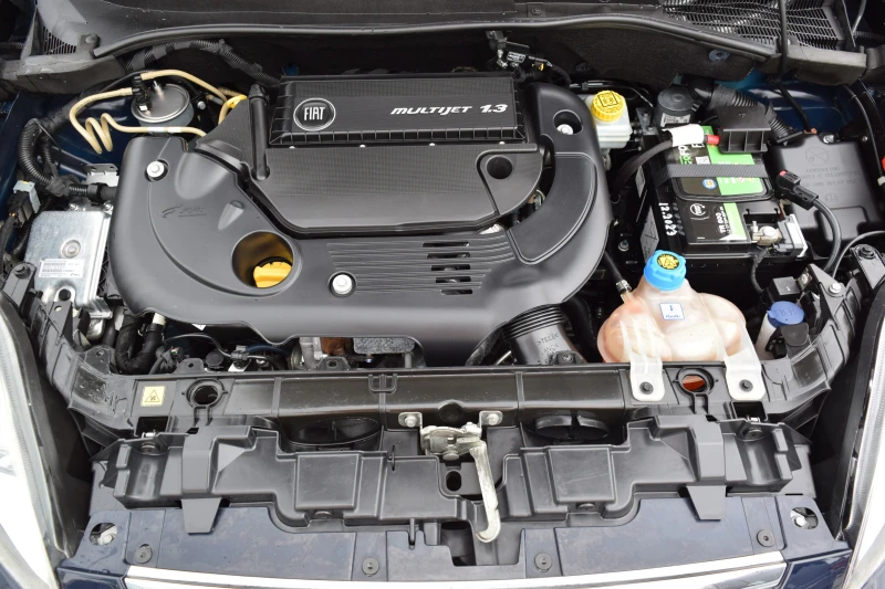 Fiat Punto EVO* 1.3 M-jet* Euro5, снимка 17 - Автомобили и джипове - 52052732