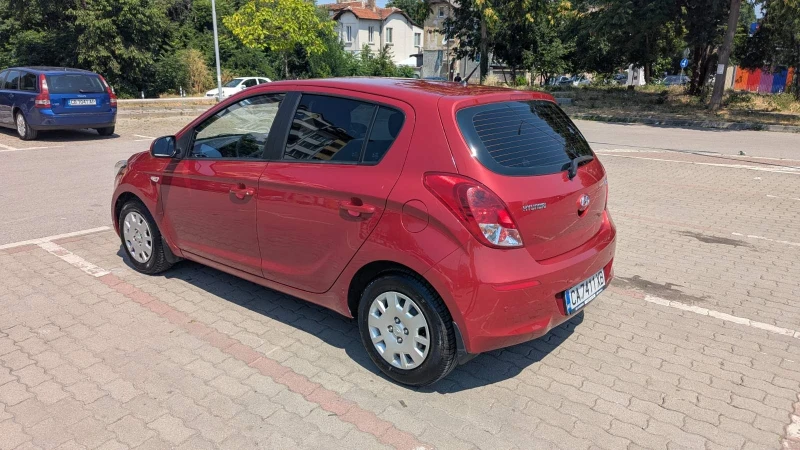 Hyundai I20, снимка 4 - Автомобили и джипове - 52417040