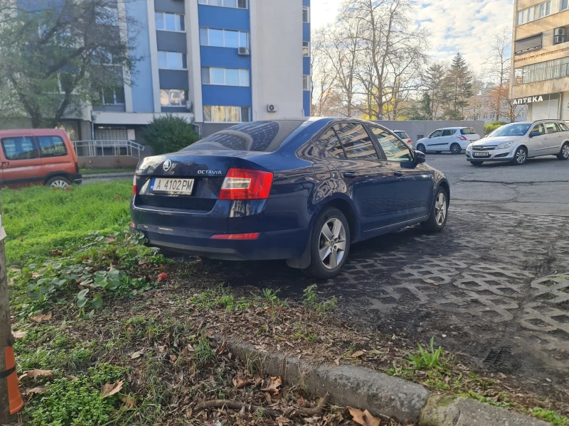 Skoda Octavia 1.6tdi, снимка 7 - Автомобили и джипове - 52748377
