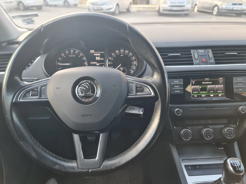 Skoda Octavia 1.6tdi, снимка 5 - Автомобили и джипове - 52748377