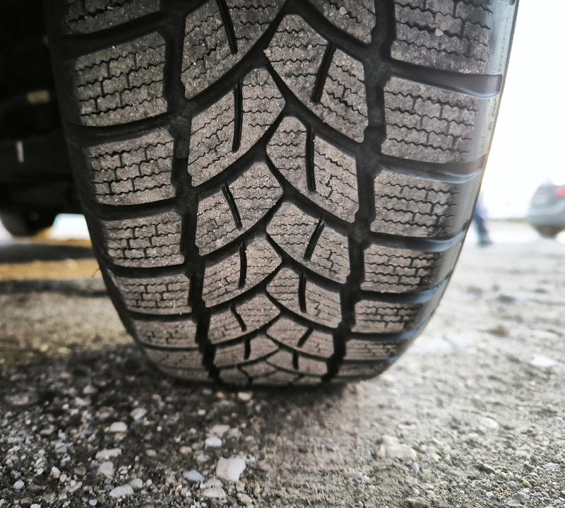 Hyundai I20 1.3i Facelift EURO5, снимка 17 - Автомобили и джипове - 52976503