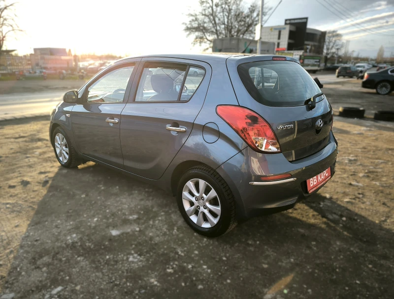 Hyundai I20 1.3i Facelift EURO5, снимка 6 - Автомобили и джипове - 52976503