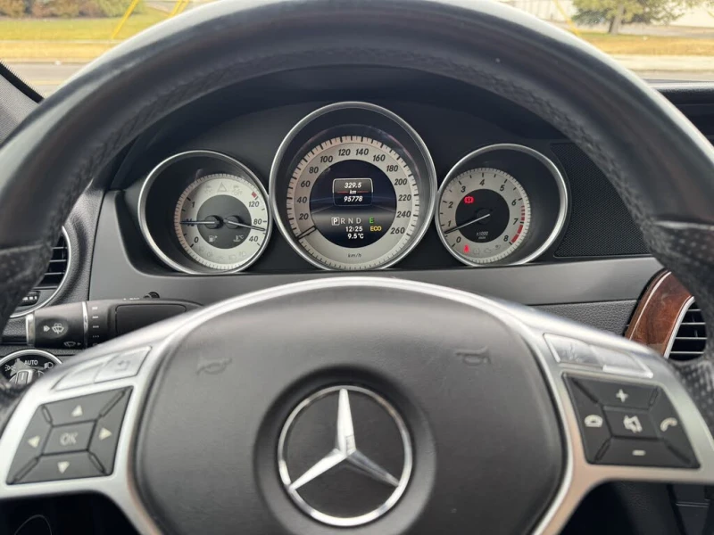 Mercedes-Benz C 300 4matic * CARFAX * АвтоКредит * (ЦЕНА ДО БГ), снимка 10 - Автомобили и джипове - 53251683