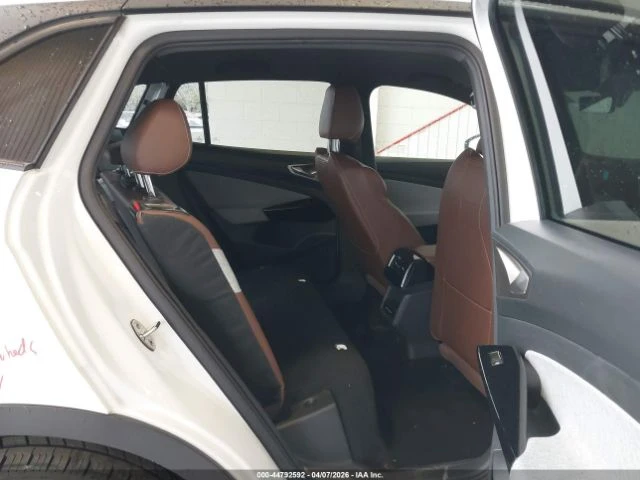 VW ID.4 * STANDART* ПОЛУКОЖА* ПОДГРЕВ* NAVI* LED* , снимка 7 - Автомобили и джипове - 54756403