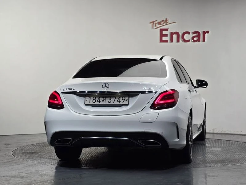 Mercedes-Benz C 300 C300e 4MATIC AMG Line| ВКЛ.ТЕХНОТЕСТ, снимка 4 - Автомобили и джипове - 55234289