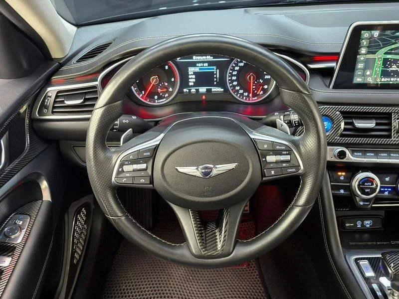 Genesis G70 КРАЙНА ЦЕНА: 15463 EUR !!!РЕАЛНА КРАЙНА ЦЕНА!!!, снимка 14 - Автомобили и джипове - 55968001