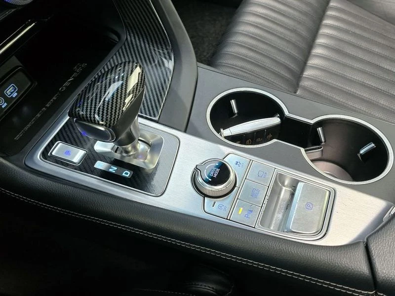 Genesis G70 КРАЙНА ЦЕНА: 15463 EUR !!!РЕАЛНА КРАЙНА ЦЕНА!!!, снимка 9 - Автомобили и джипове - 55968001