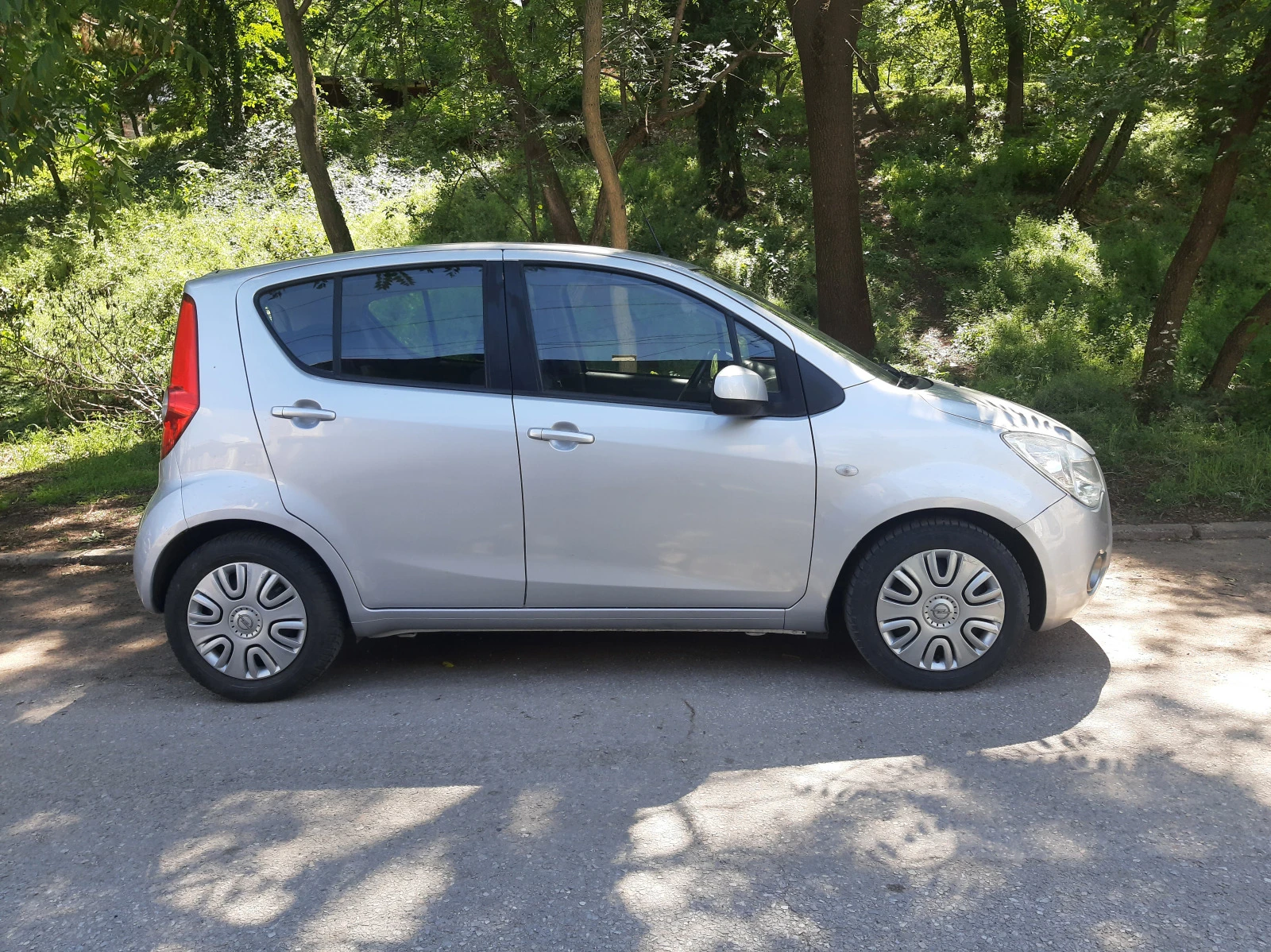 Opel Agila 1.0i - изображение 7