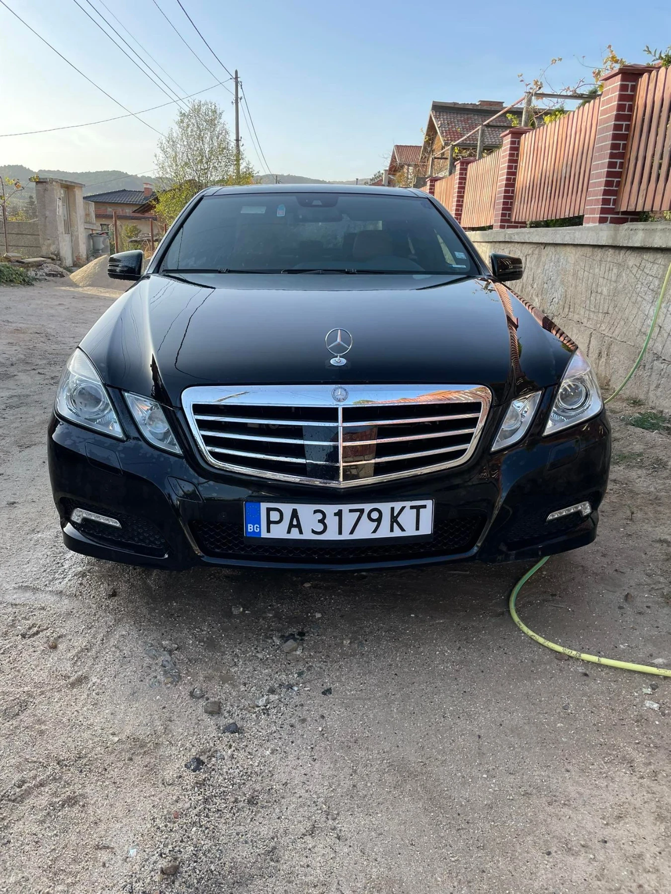 Mercedes-Benz E 350 4Матик - изображение 3