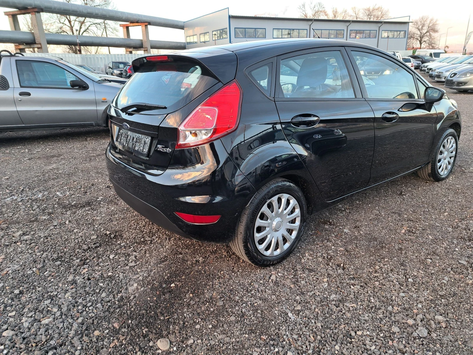 Ford Fiesta 1.3i16v 82ps.BLACK LIFT  ITALIA - изображение 8