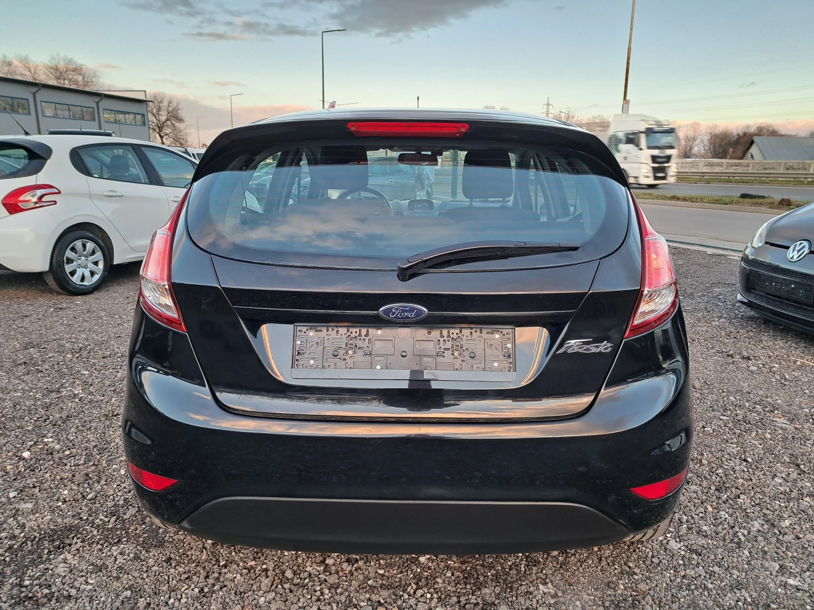 Ford Fiesta 1.3i16v 82ps.BLACK LIFT  ITALIA - изображение 4