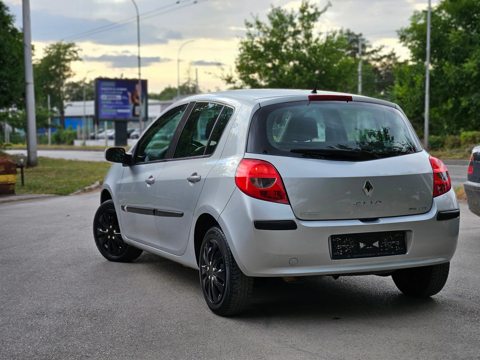 Renault Clio 1.2, 75k.с., 169х.км.! - изображение 5