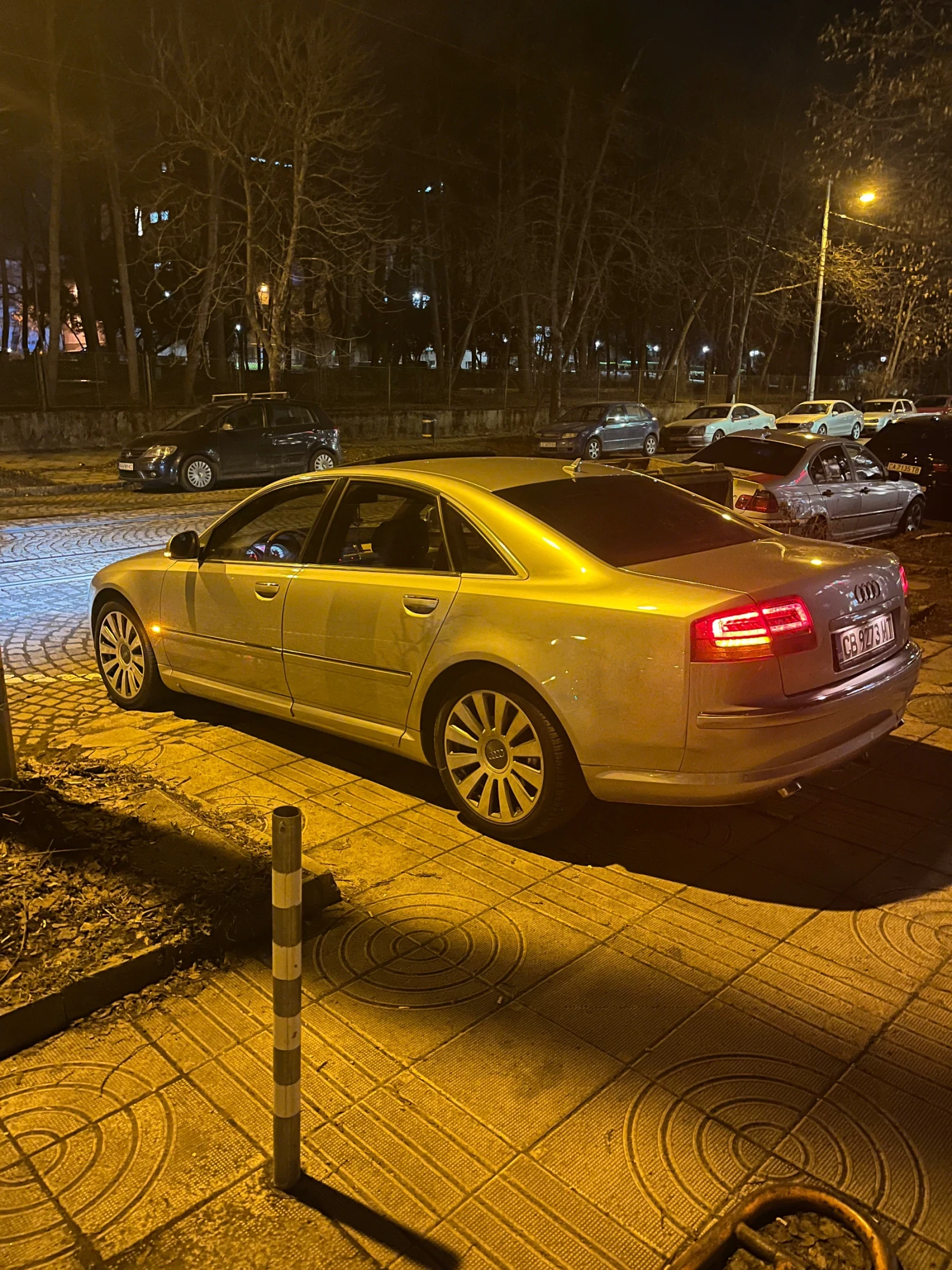 Audi A8 4.2TDI V8  - изображение 3