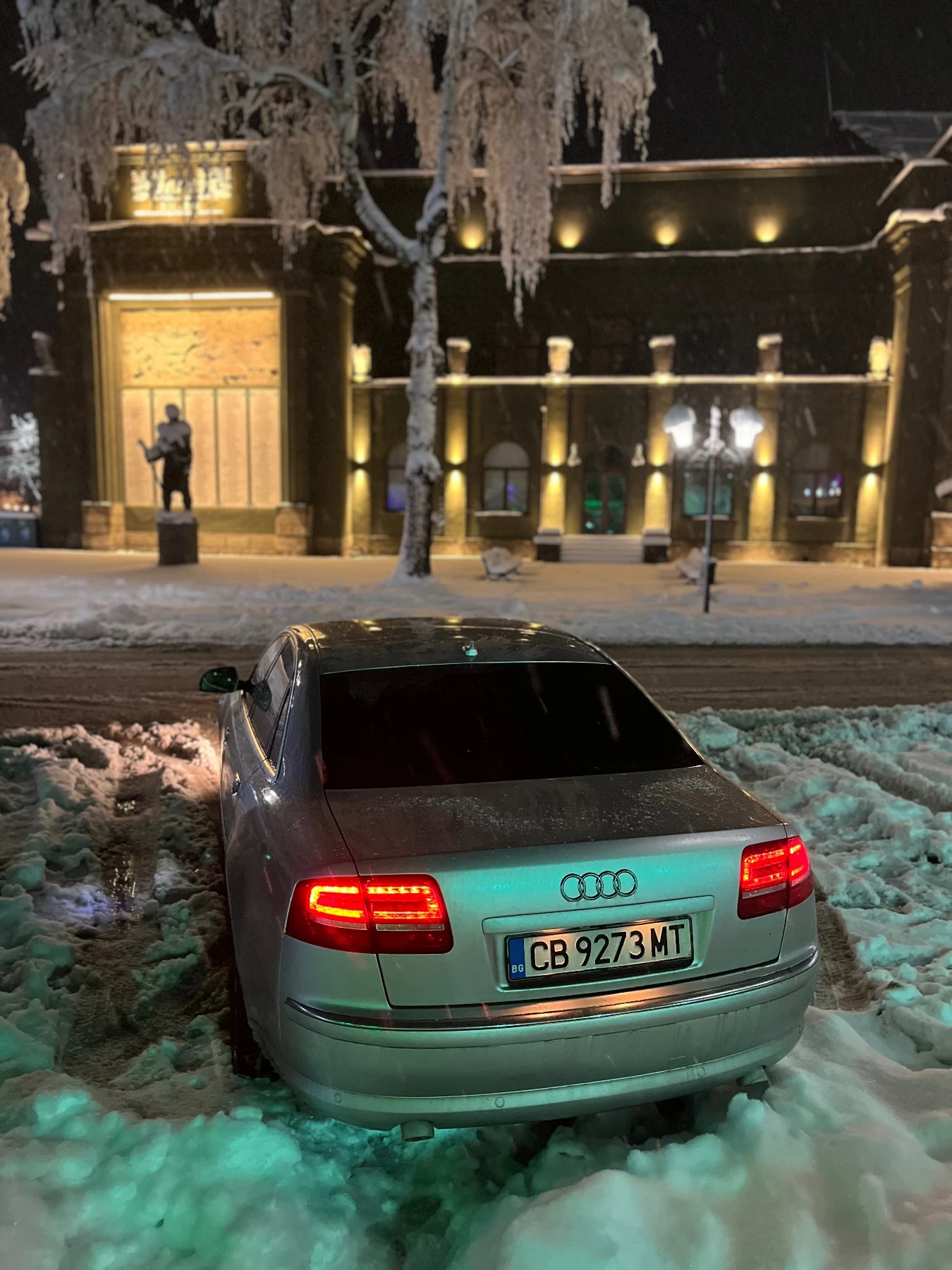 Audi A8 4.2TDI V8  - изображение 2