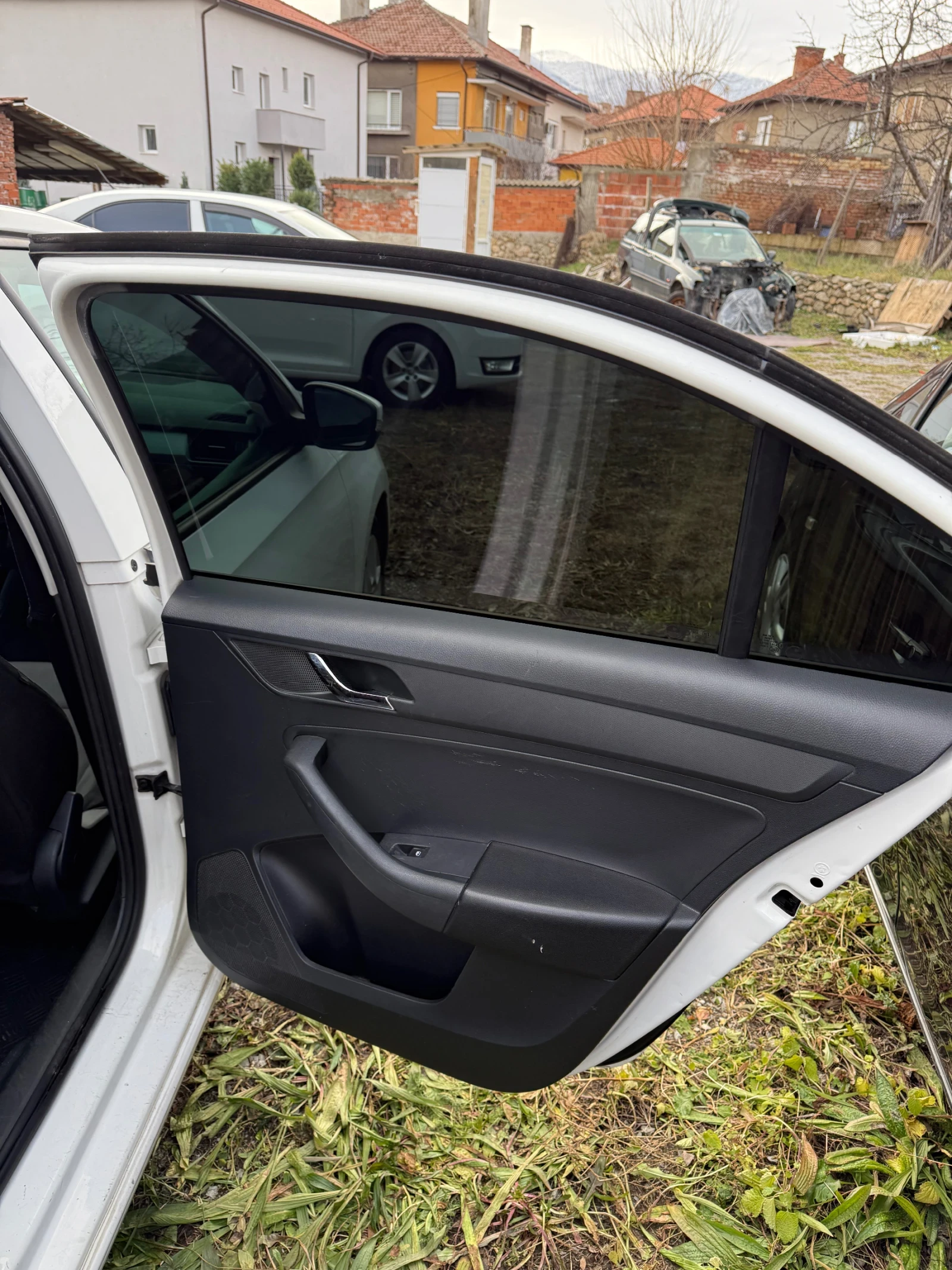 Skoda Rapid  - изображение 10