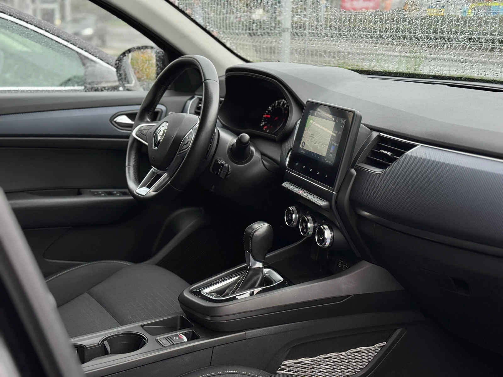 Renault Arkana TCE140 //   2027. | Mobile.bg   4