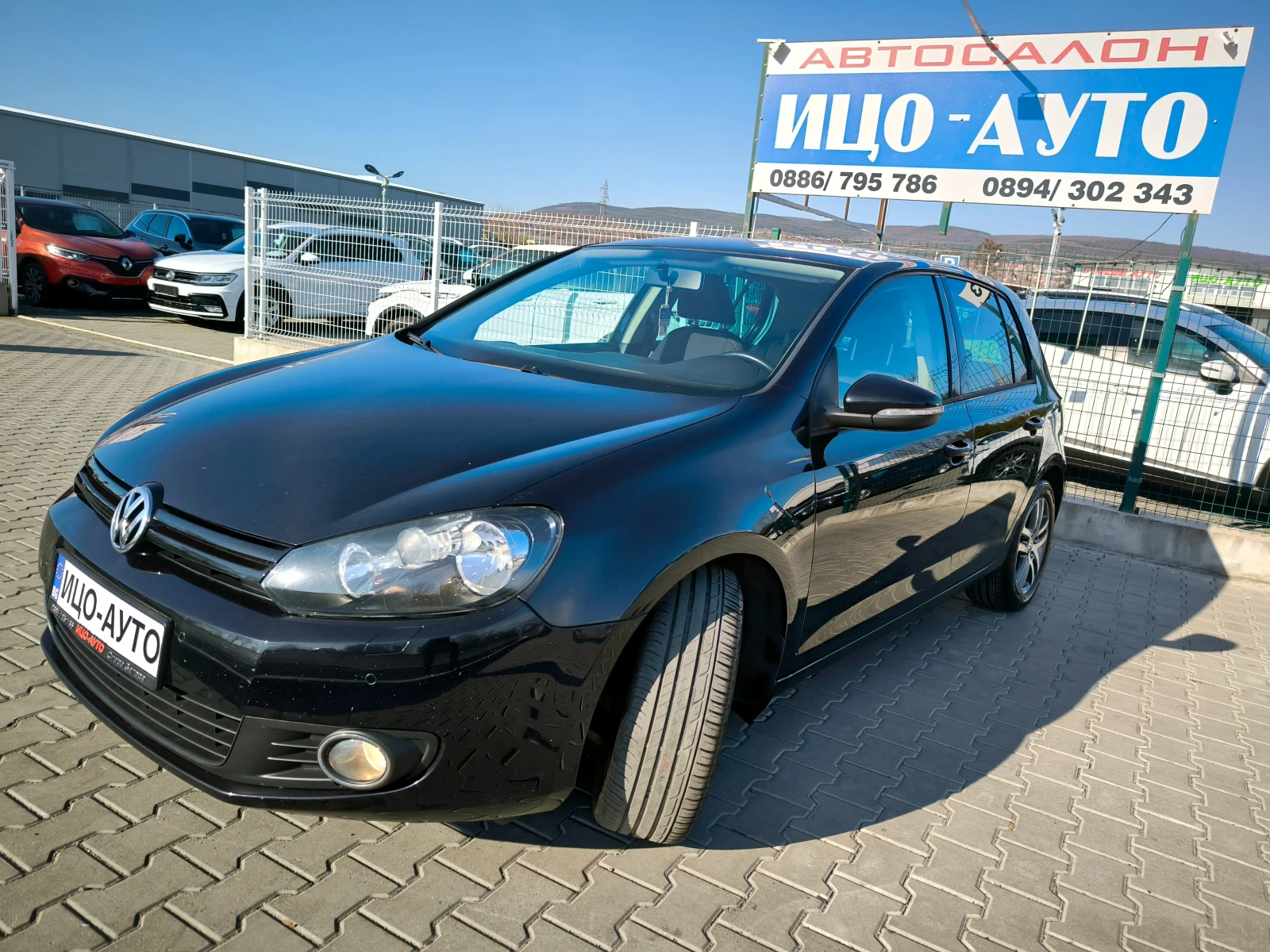 VW Golf Т.D.i-105k.c.НАВИ, КЛИМАТРОНИК, ЕВРО 5В-5%! - изображение 2