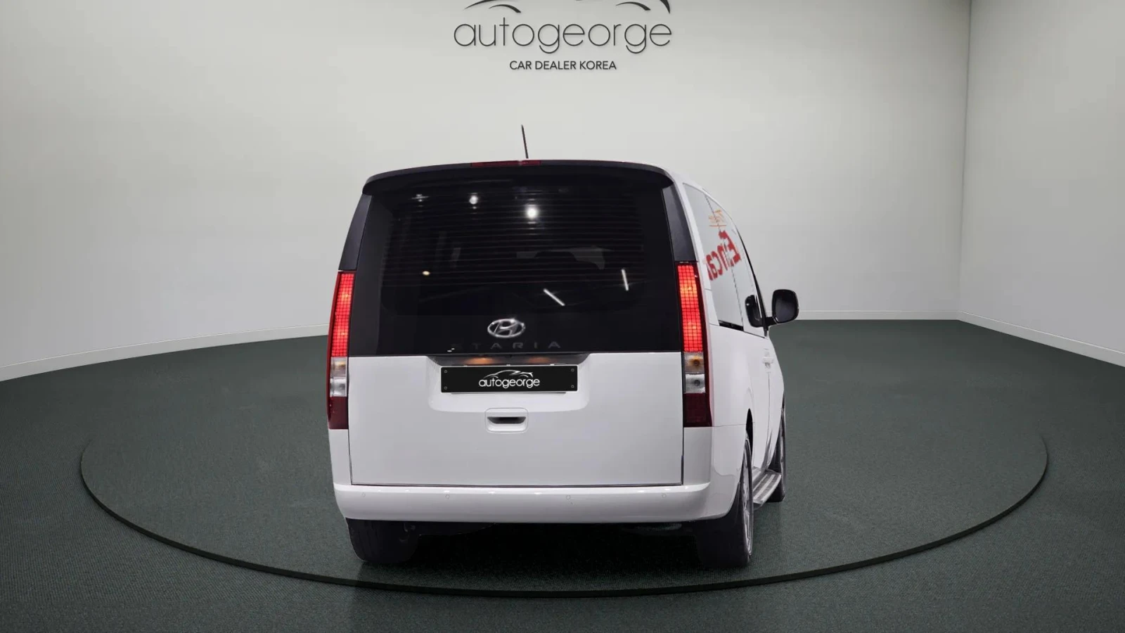 Hyundai Staria L3.5 Tourer 9seater autogeorge.com - изображение 3