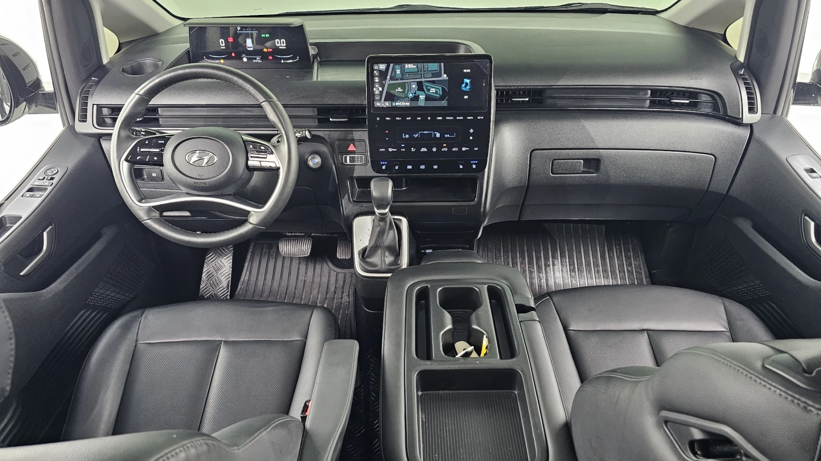 Hyundai Staria L3.5 Tourer 9seater autogeorge.com - изображение 5