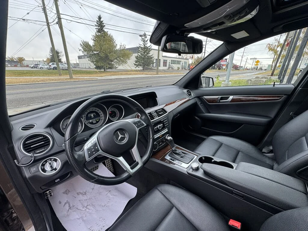 Mercedes-Benz C 300 4matic * CARFAX * АвтоКредит * (ЦЕНА ДО БГ) - изображение 8