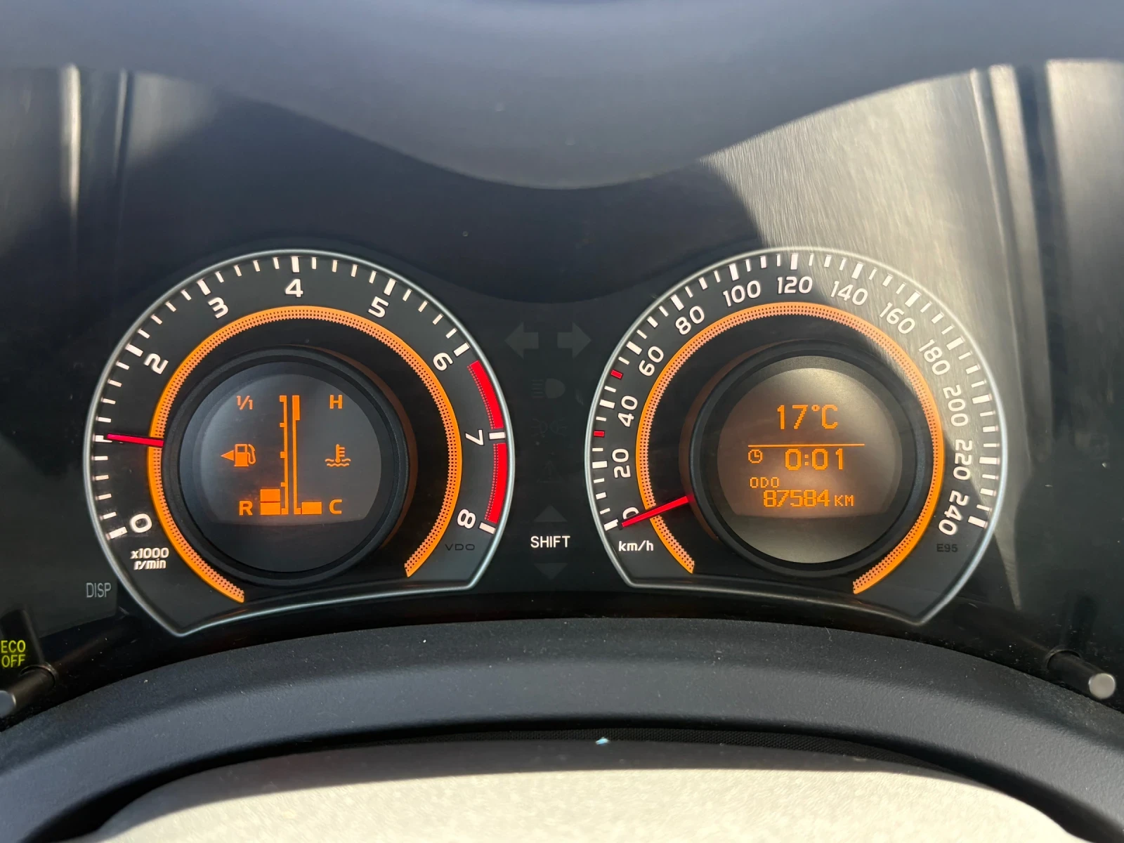 Toyota Auris  - изображение 9