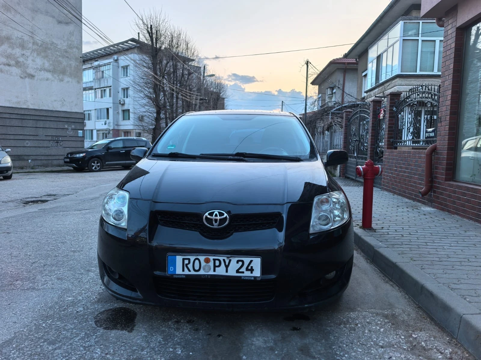 Toyota Auris 2.0 - изображение 2