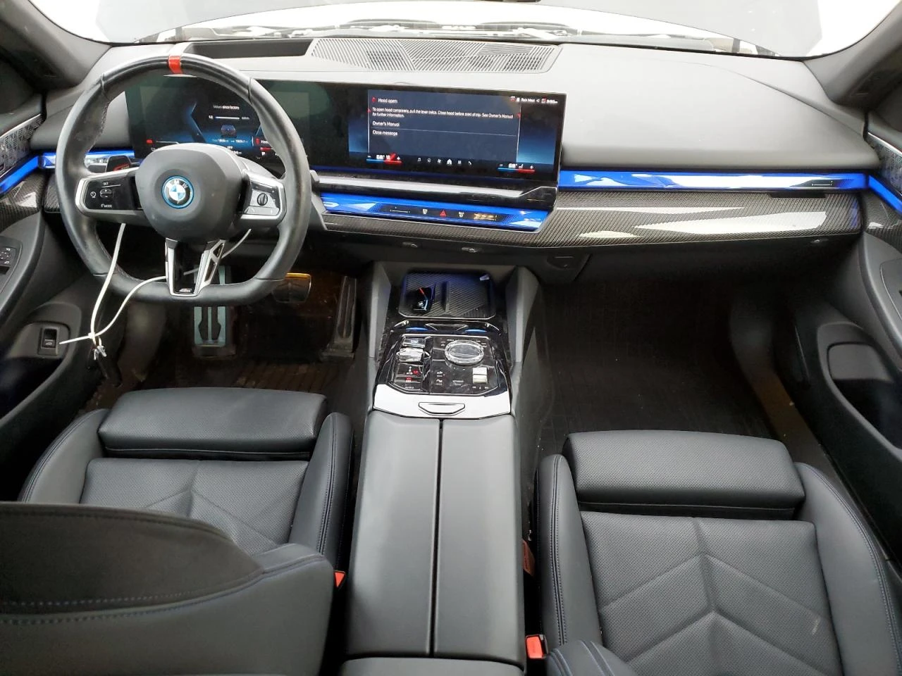 BMW i5 M60 xDrive, снимка 8 - Автомобили и джипове - 53801745