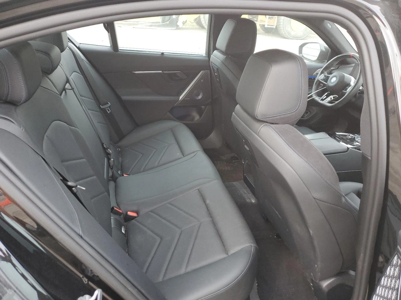 BMW i5 M60 xDrive, снимка 10 - Автомобили и джипове - 53801745